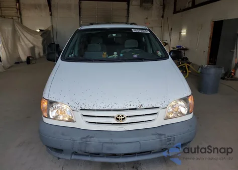 2001 Toyota Sienna Le from USA, damaged, VIN 4T3ZF13CX1U322367
